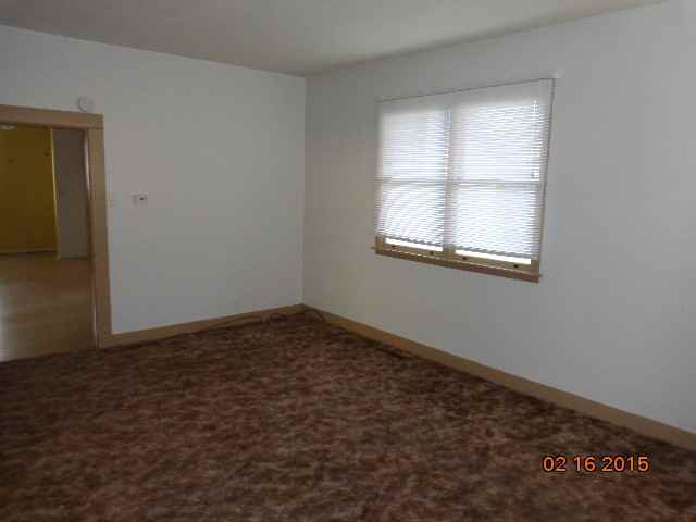 248 W 1st St - Photo 3 of 6