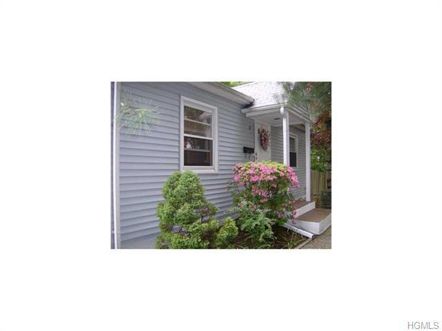 55 Old Middletown Rd - Photo 2 of 2