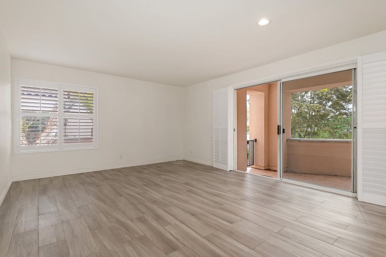 407 Por La Mar Cir - Photo 4 of 20