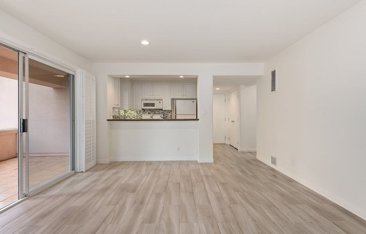 407 Por La Mar Cir - Photo 6 of 20