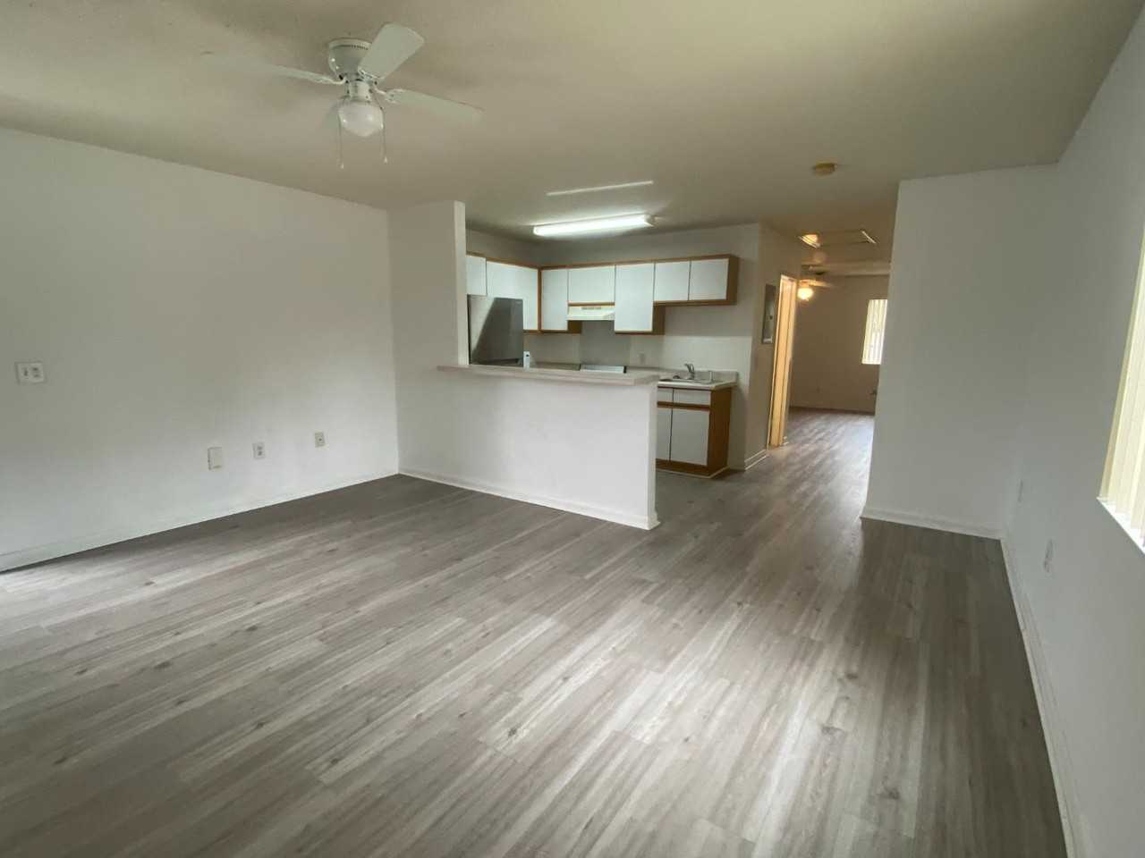 3170 Holmestown Rd - Photo 5 of 10