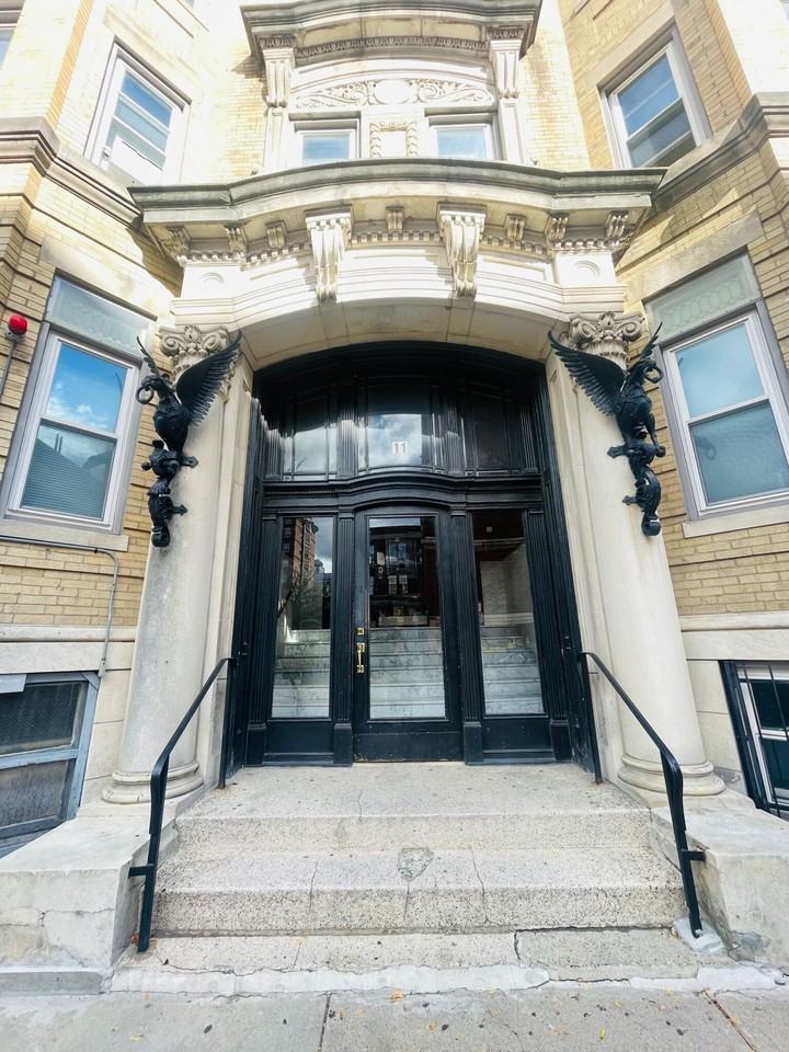 11 Tetlow - Photo 2 of 33