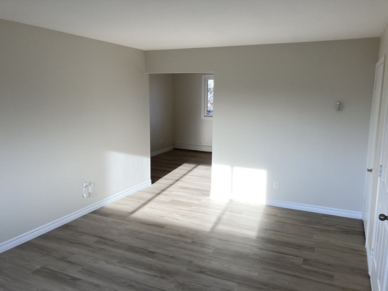 17 John Street South #1-17 - Photo 3 of 7