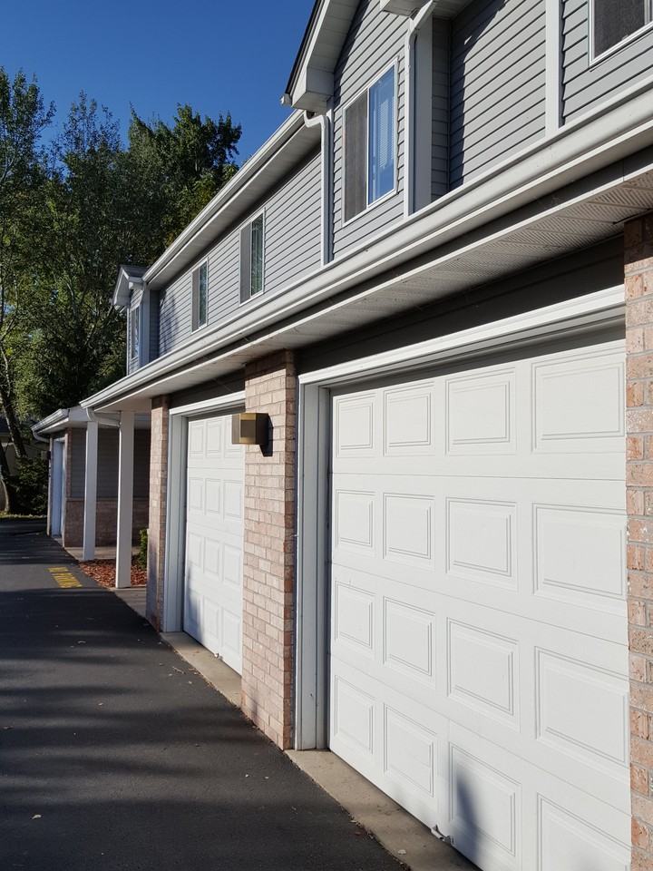 Bayside Townhomes - Photo 2 of 3