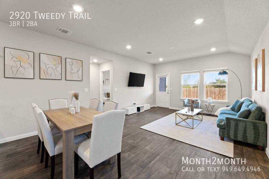 2920 Tweedy Trl - Photo 4 of 25