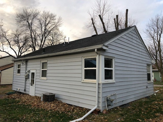 621 S 9th St - Photo 2 of 17