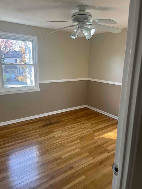243 Rose St - Photo 3 of 9