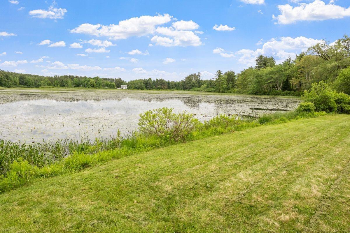 53 Suncook Valley Rd - Photo 2 of 21