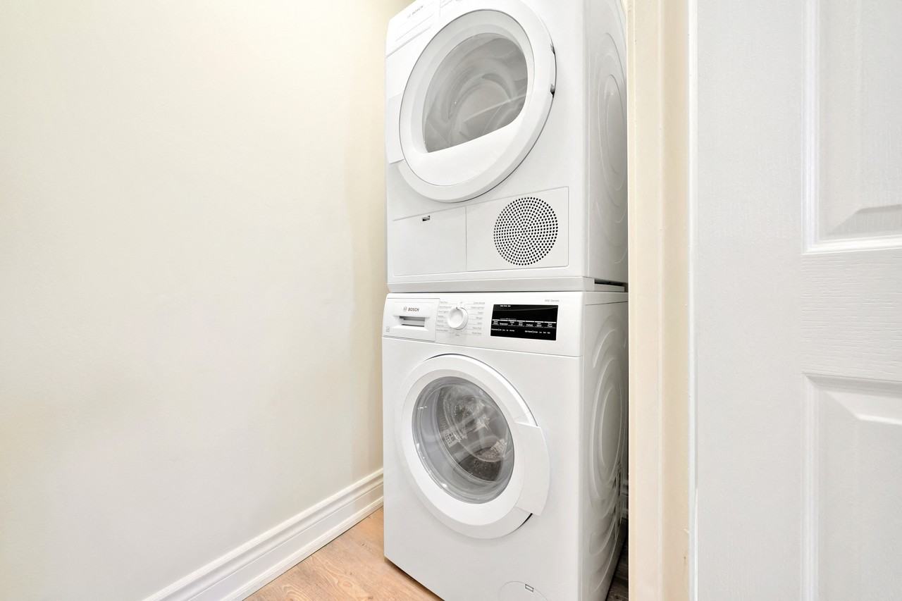 55 Woolley Street - Photo 7 of 12