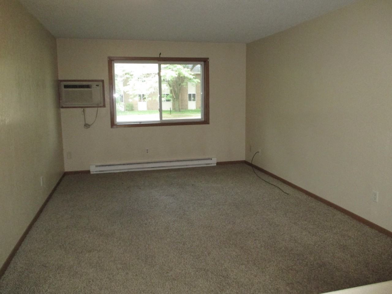 Westmar Apartments - Photo 7 of 10