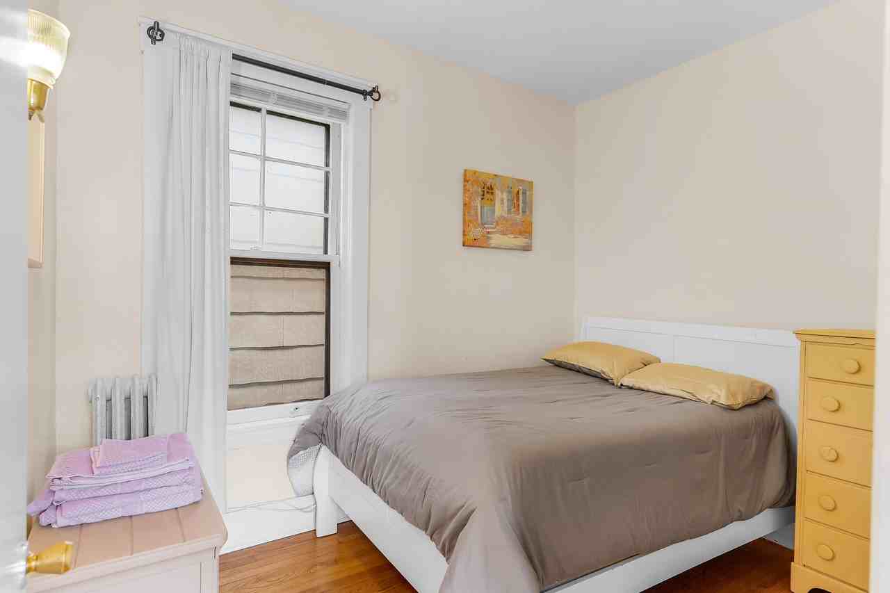 2209 15th St #5 - Photo 6 of 9