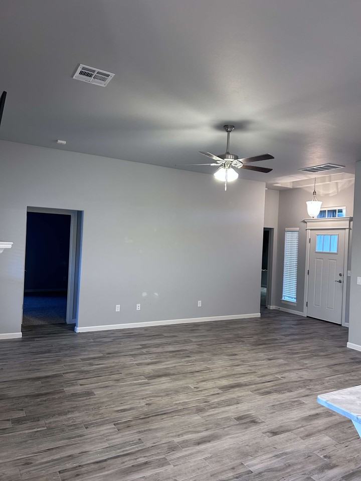 8913 Sw 42nd St #NA - Photo 3 of 16