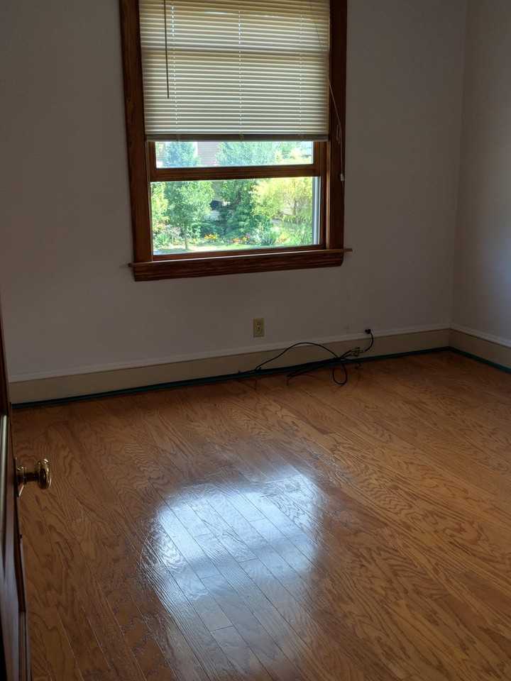 1580 Clarence Ave #UP - Photo 7 of 17