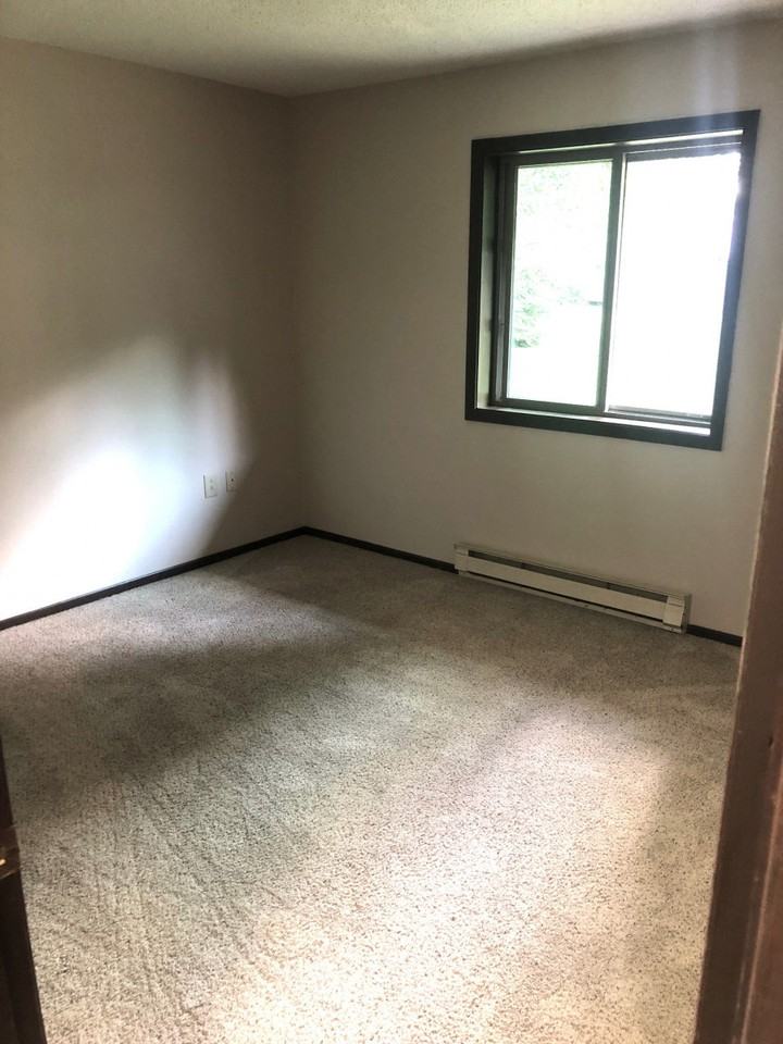 Westside Apartments - Photo 7 of 19