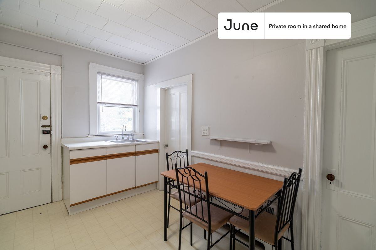 2 Sherman Street #C - Photo 7 of 12