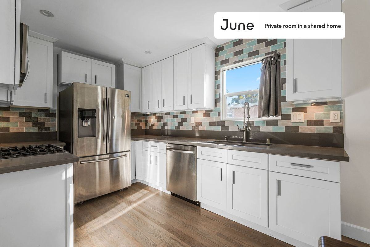 3710 Mckenzie Ave #C - Photo 7 of 12