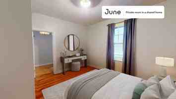 featured image of 61 Lithgow St #D