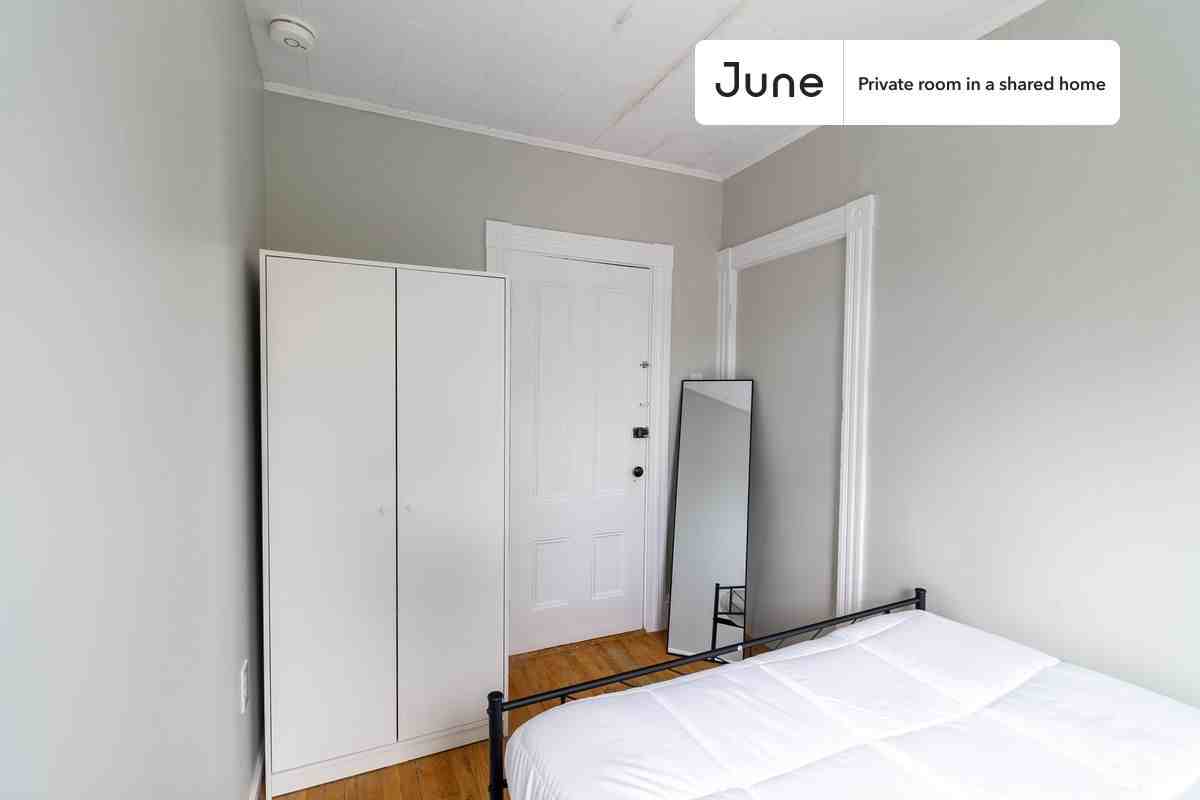 2 Sherman Street #C - Photo 5 of 12