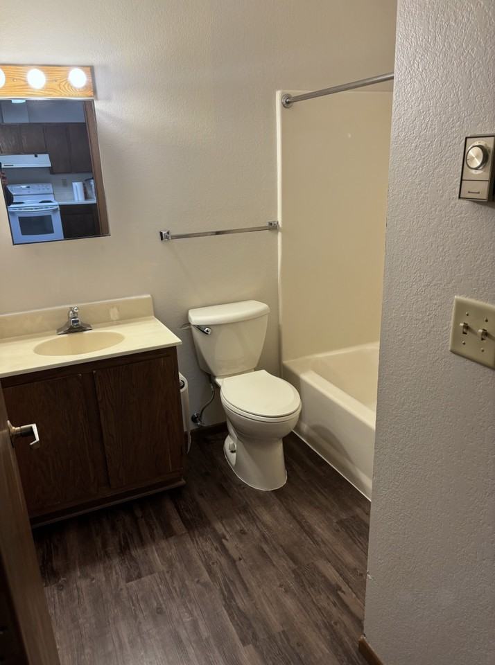 Willow Square - Photo 5 of 12