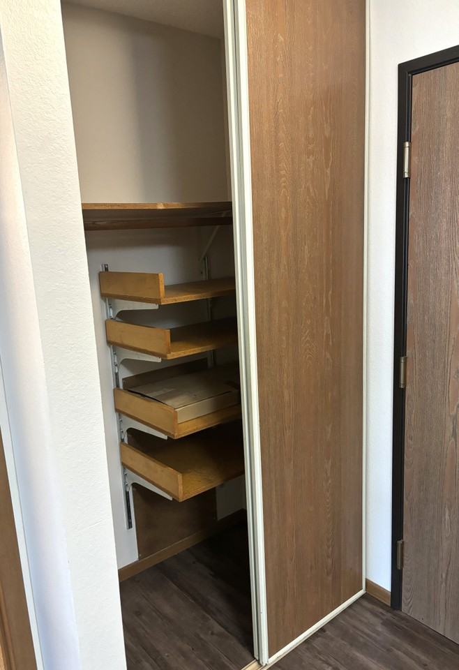 Willow Square - Photo 7 of 12