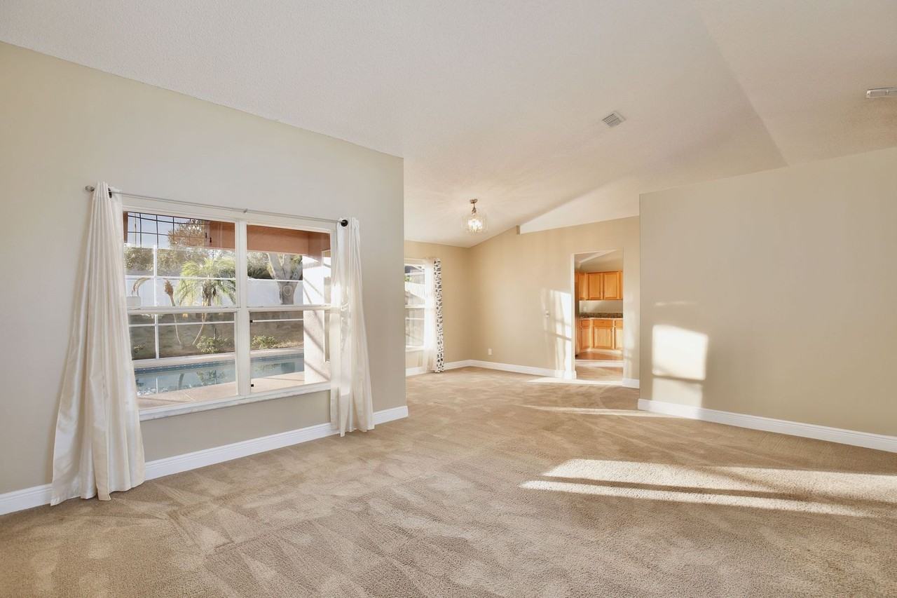 613 Canby Cir - Photo 4 of 28