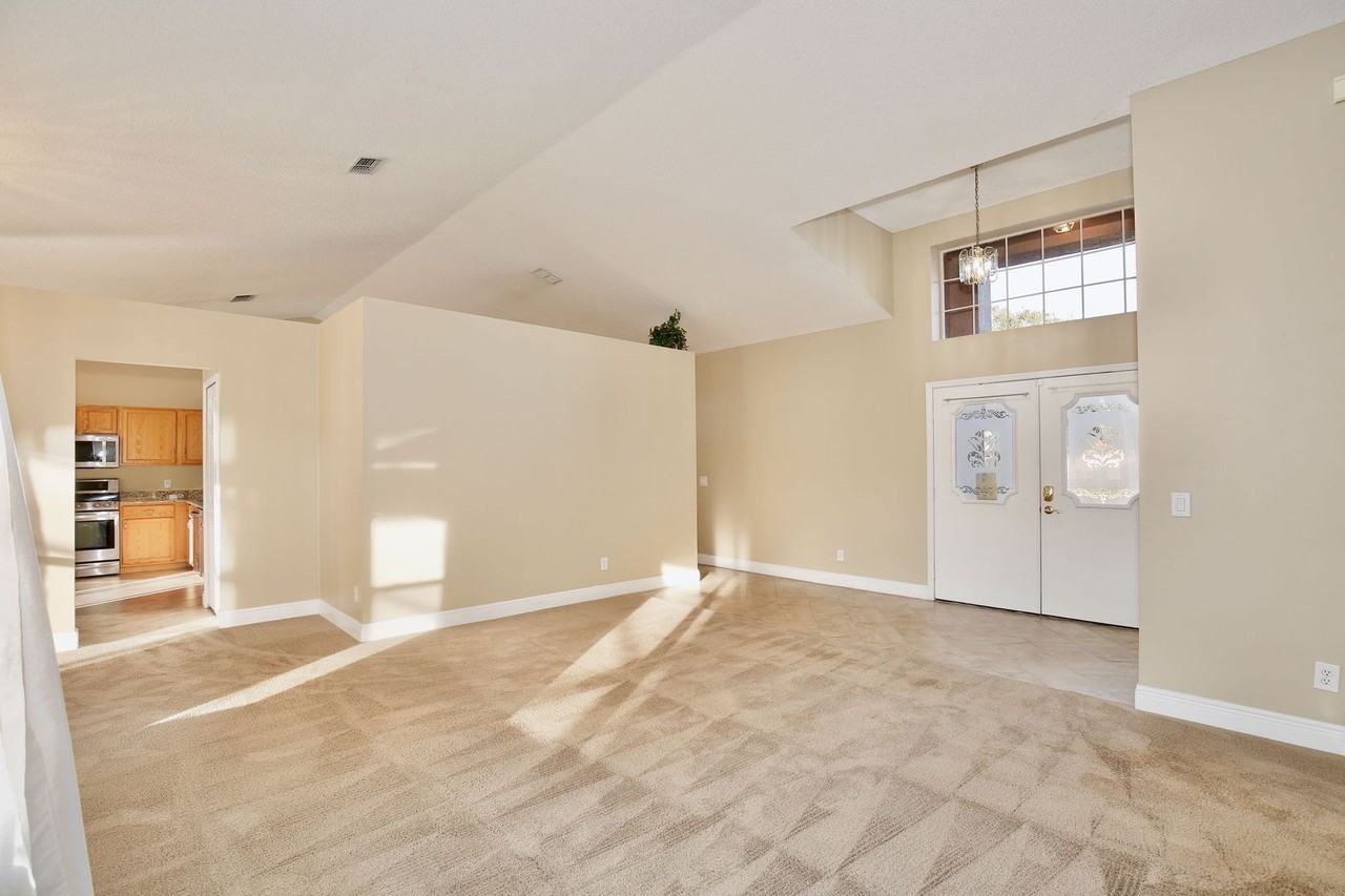 613 Canby Cir - Photo 5 of 28