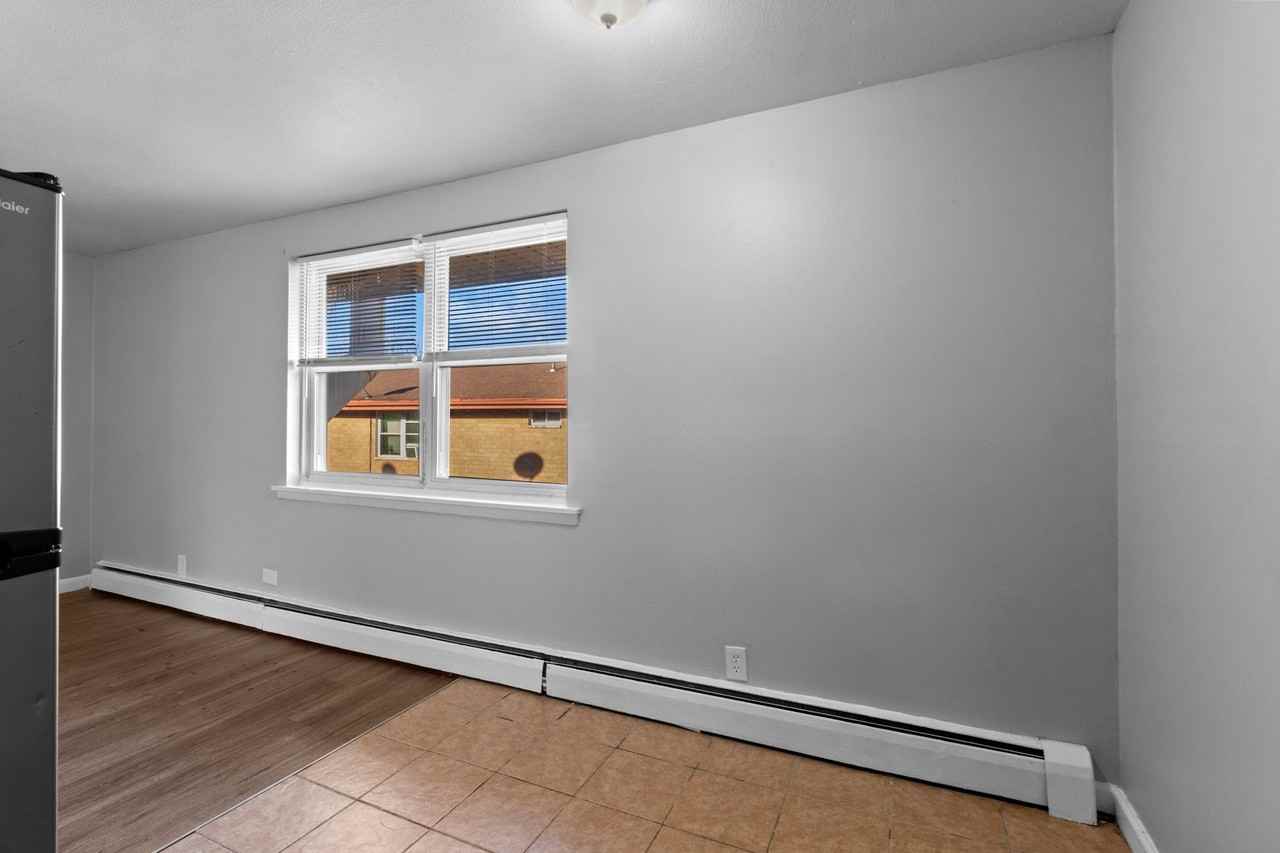 Elam Court - Photo 6 of 9