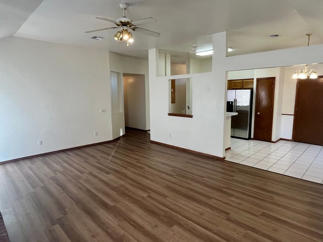 2620 Nw 164th Ter - Photo 3 of 15