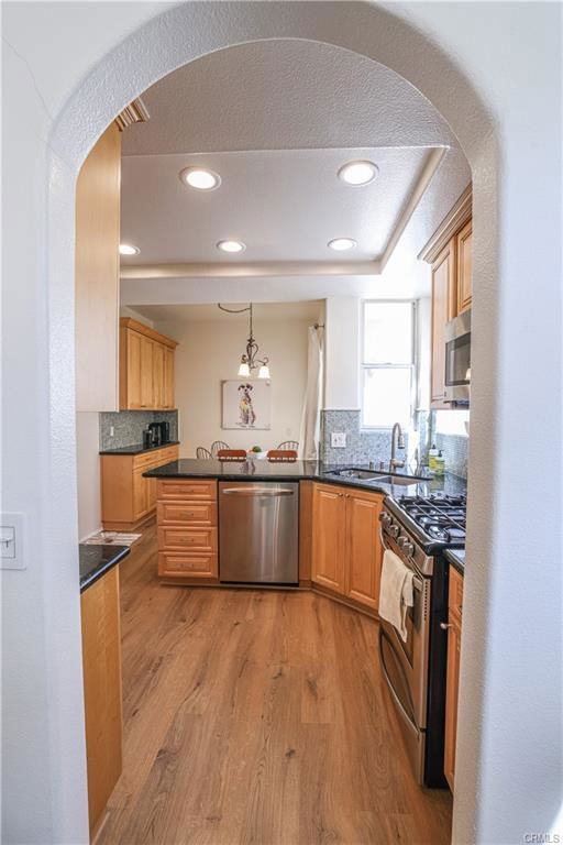 4970 Kester Ave #11 - Photo 3 of 8