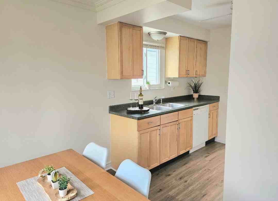 2189 Ridgemont Road - Photo 3 of 23