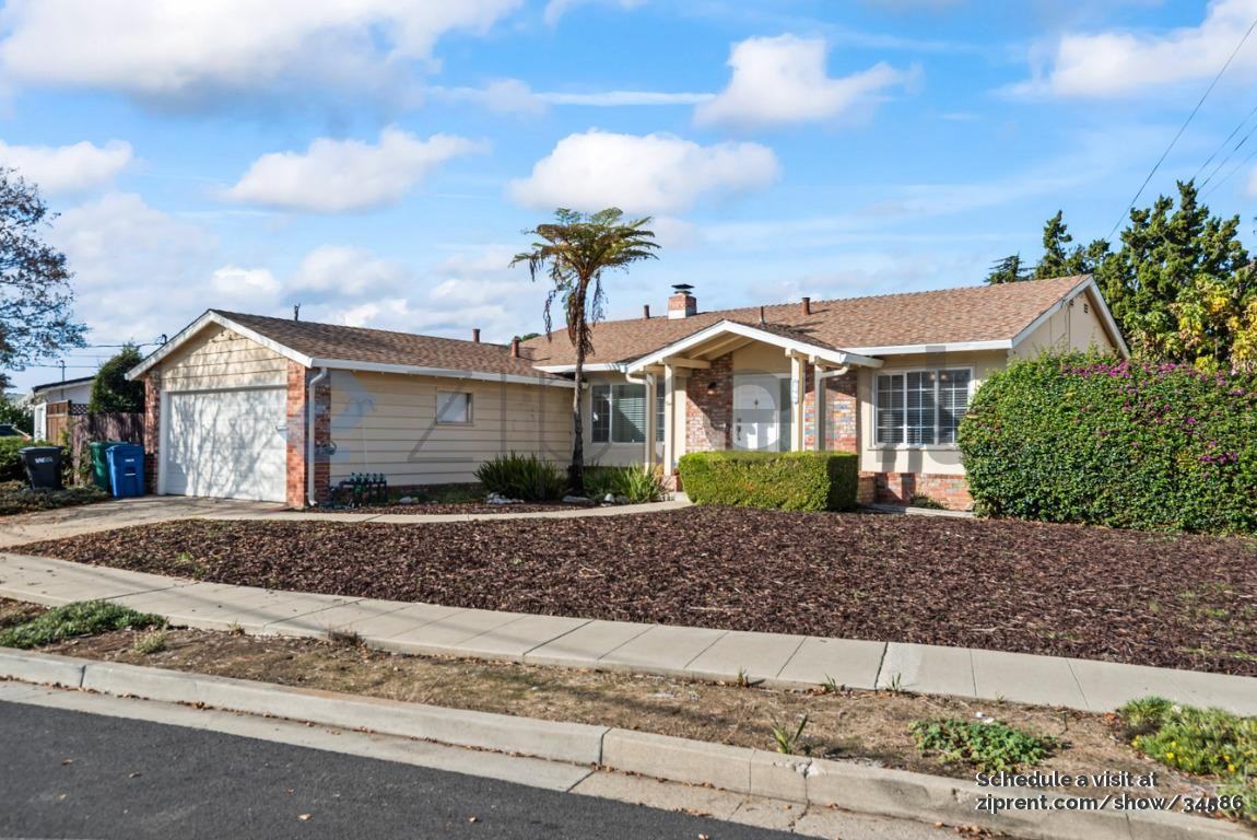 246 Saint Andrews St - Photo 2 of 21