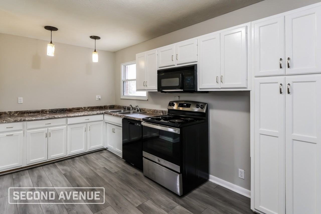 7505 Marie Anna Dr - Photo 6 of 26