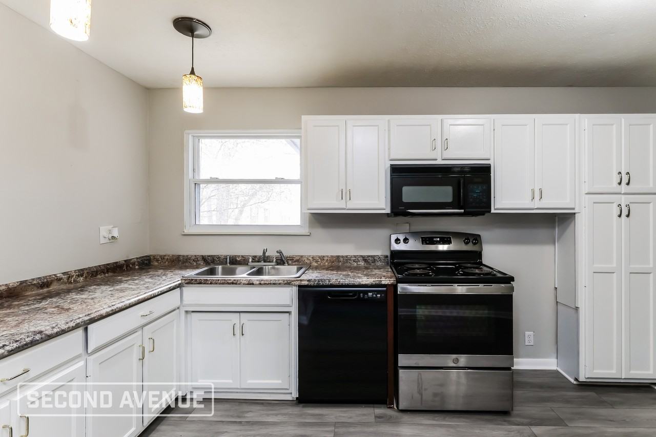 7505 Marie Anna Dr - Photo 7 of 26