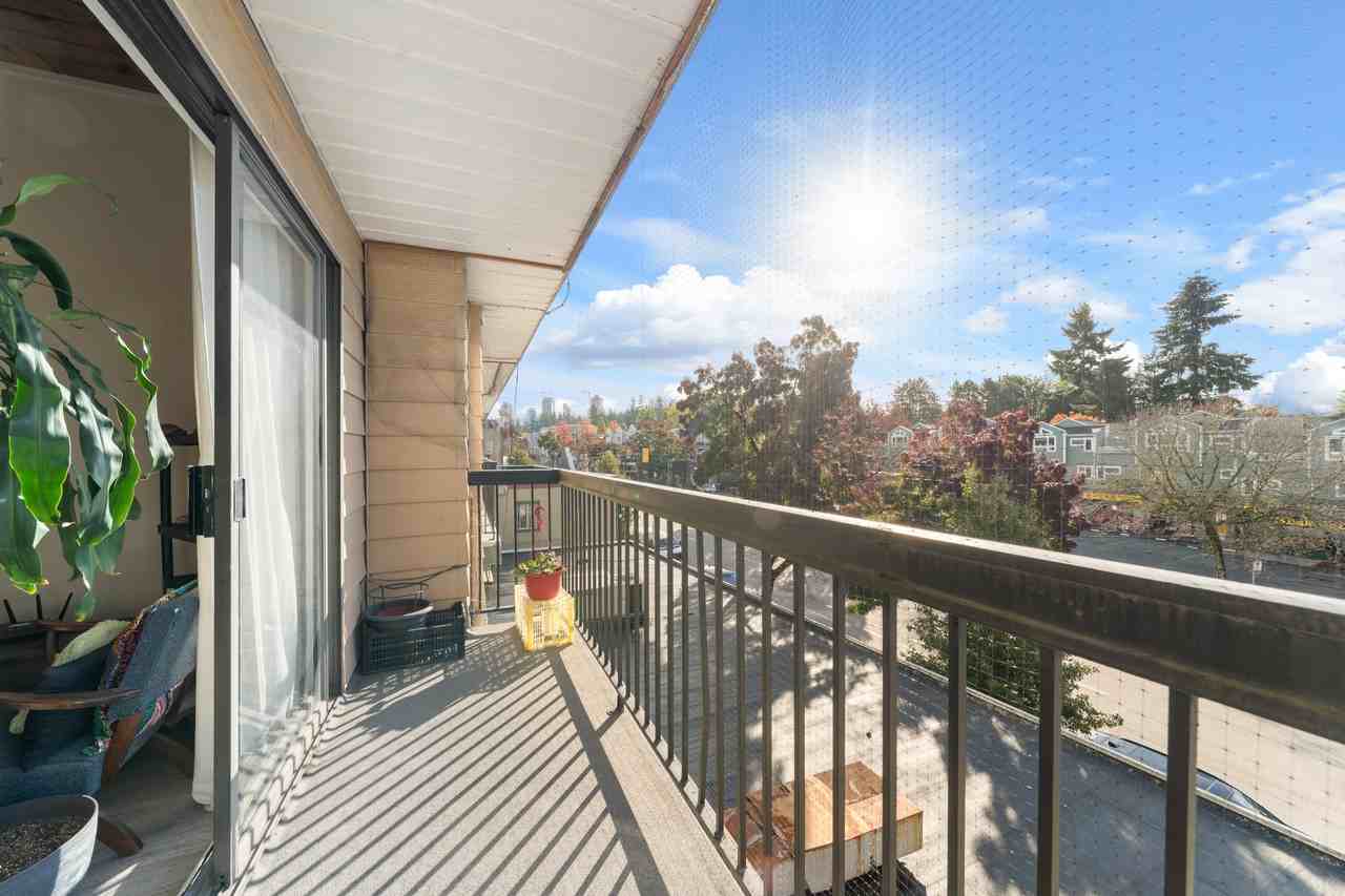 3515 Kingsway - Photo 2 of 6