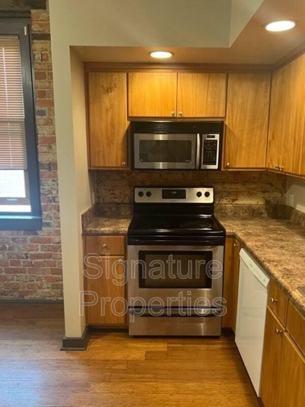 714 High St #E - Photo 3 of 15