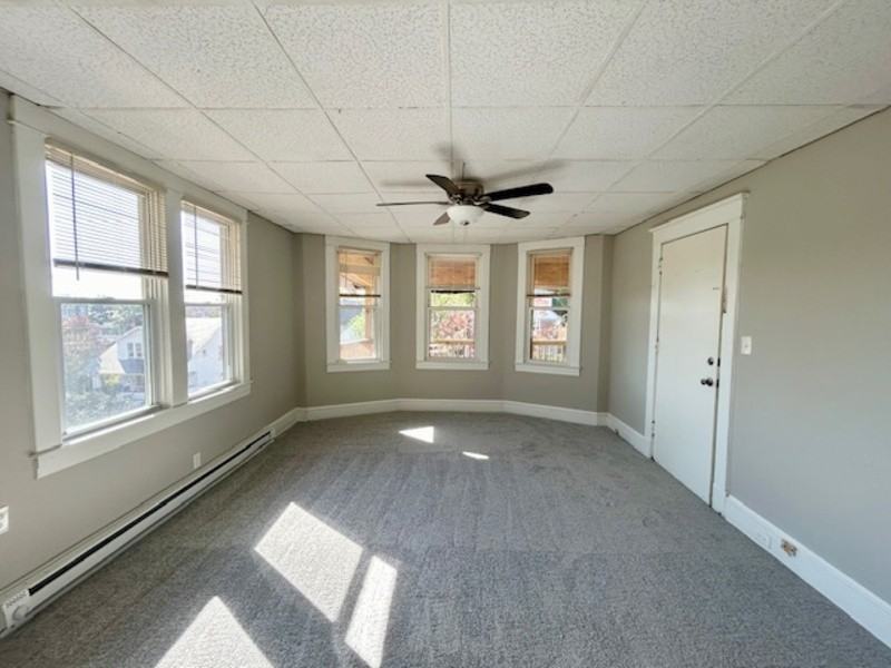 2914 Bayonne Ave - Photo 2 of 19