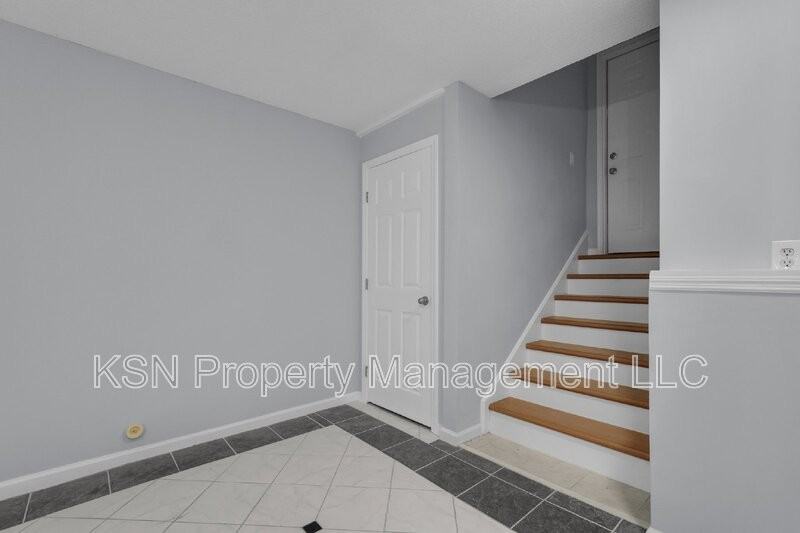 8 E 33rd St #B - Photo 7 of 22