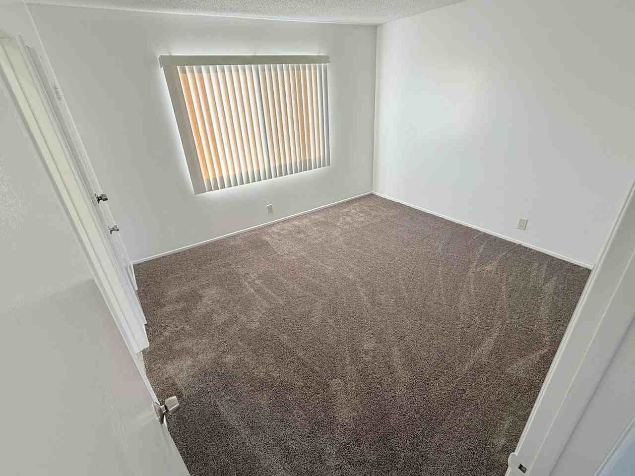 Redondo Apartments - Photo 5 of 10