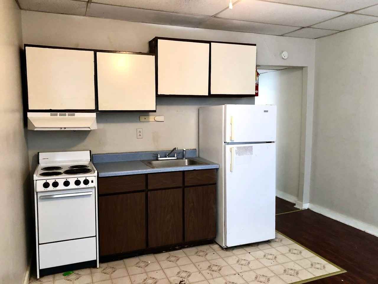 *** Perfect Apartments in South Oakland * Walk to Pitt * Pet Friendly * In the heart of Oakland * Tour Today *** - Photo 4 of 21