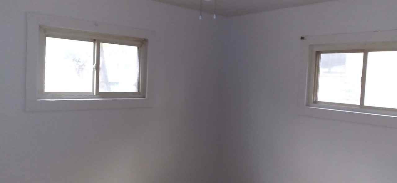 722 Barrie Ave - Photo 7 of 8