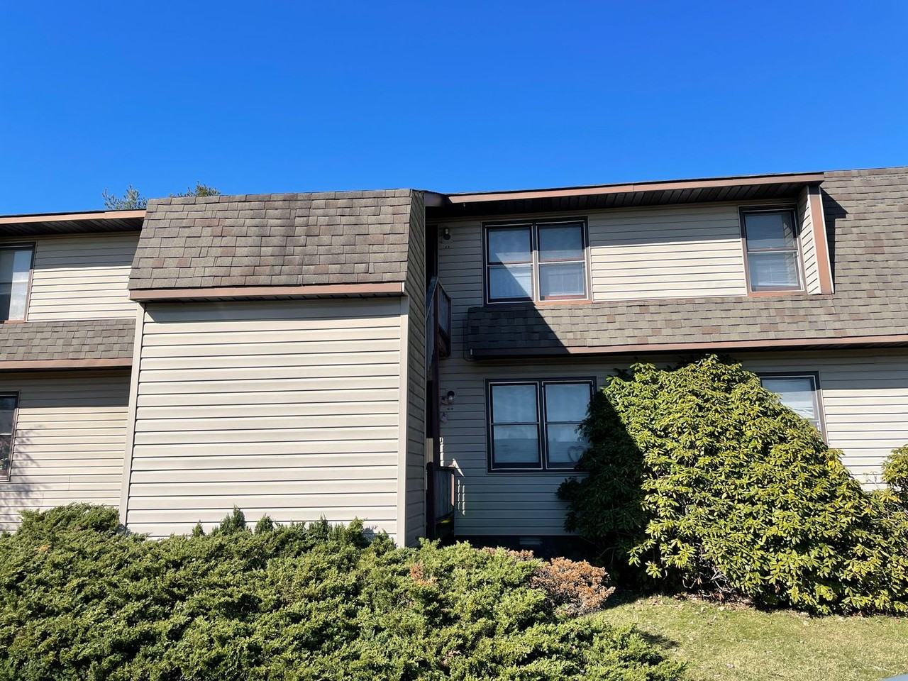 260 Adams Ln - Photo 2 of 38