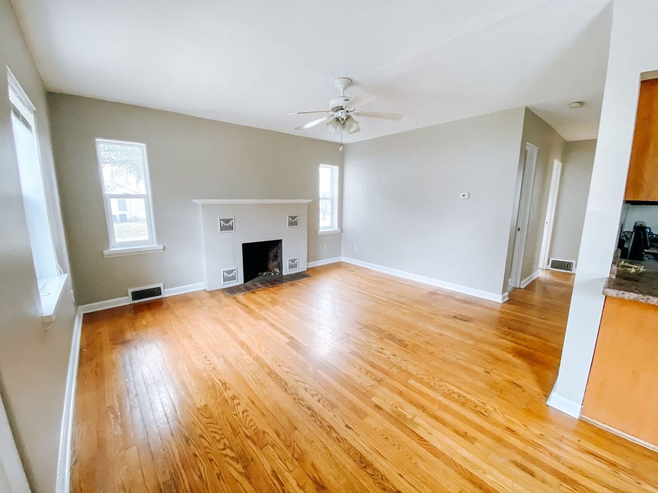 317 South 18th Street - Photo 5 of 12