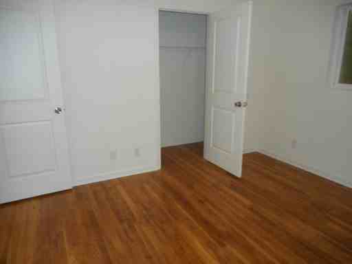 1324 Thomasboro Dr #4 - Photo 3 of 6