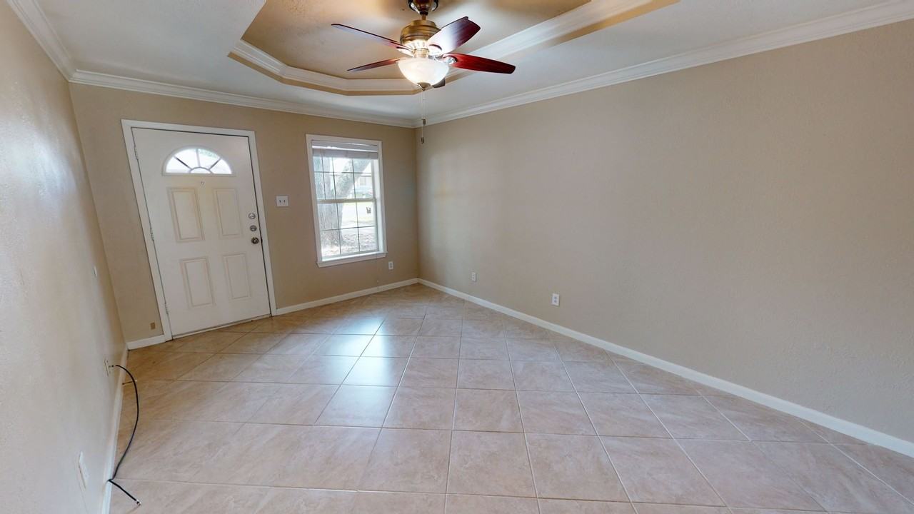 710 Llano Pl - Photo 2 of 12