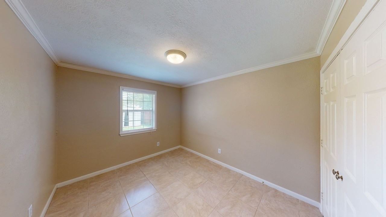 710 Llano Pl - Photo 4 of 12
