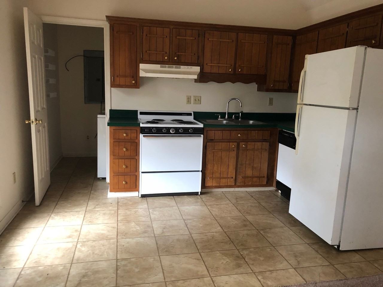 248 Pine Dr - Photo 2 of 11