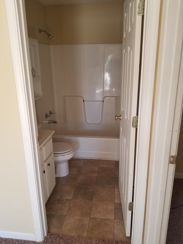 248 Pine Dr - Photo 5 of 11