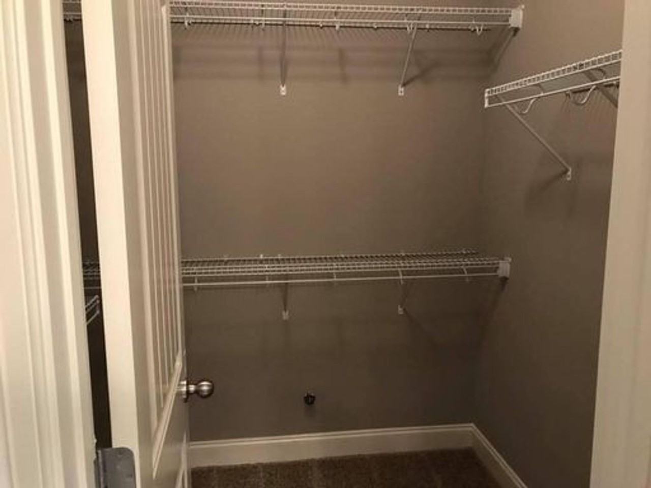 500 Fifer Cir #61 - Photo 4 of 8