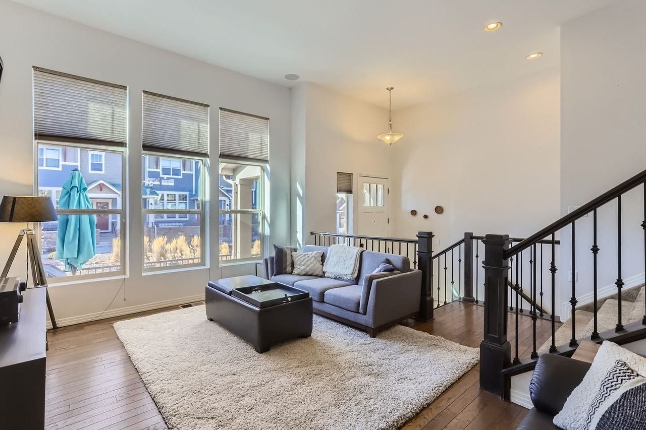 1831 Kalel Lane - Photo 2 of 33