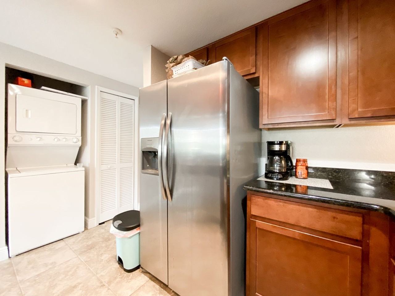 1460 Nw 3rd Pl - Photo 6 of 16